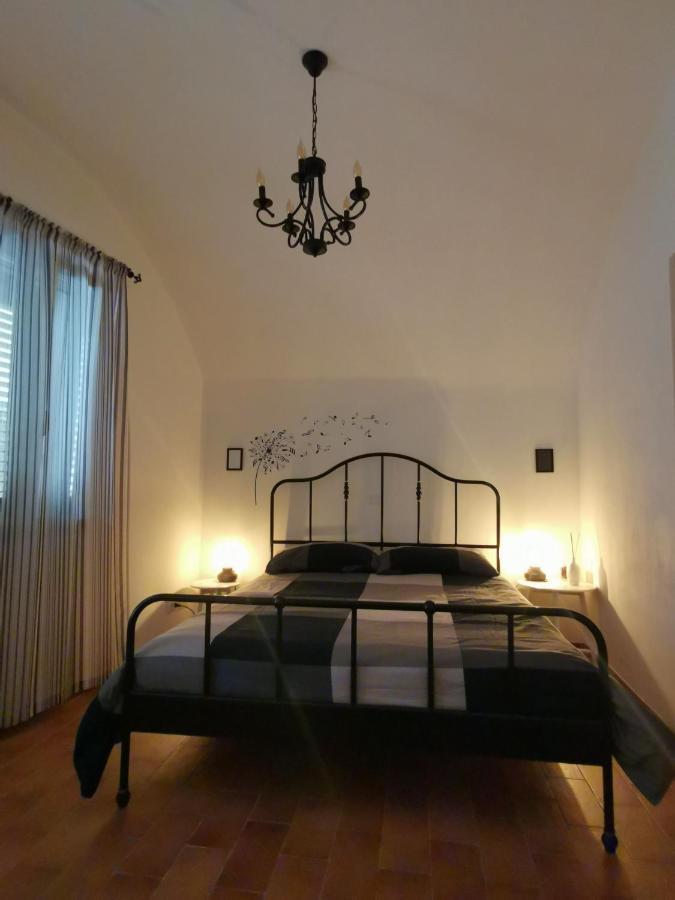 Ferienwohnung The 'Ferdinando' Refuge Mesagne Zimmer foto